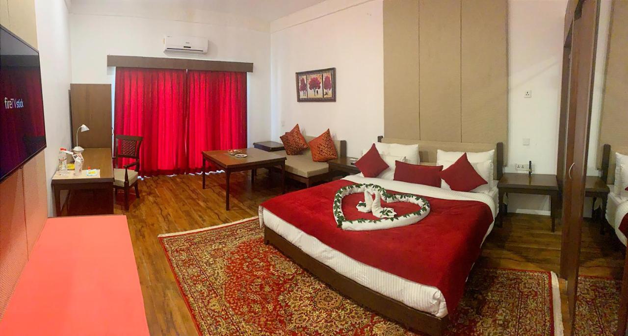 เดอะ สุลต่าน รีสอร์ต Hotel Kulan ภายนอก รูปภาพ