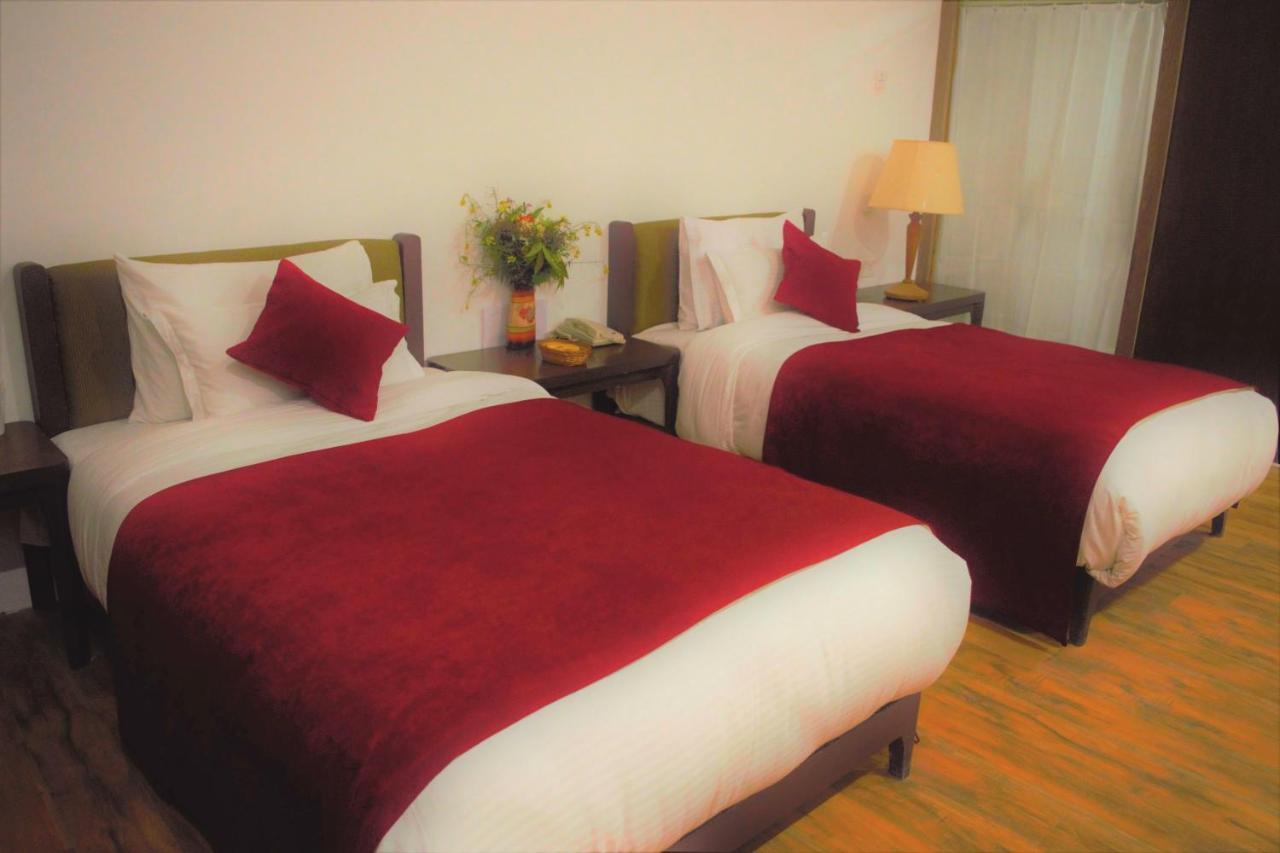 เดอะ สุลต่าน รีสอร์ต Hotel Kulan ภายนอก รูปภาพ